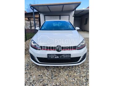Volkswagen Golf 7 GTI