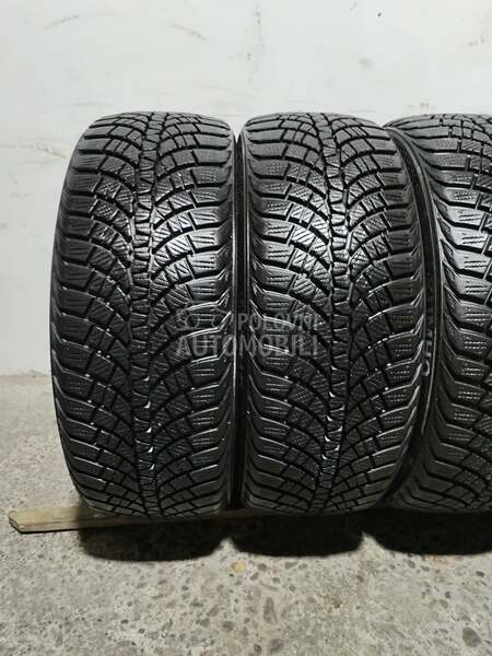 Kumho 205/45 R17 Zimska