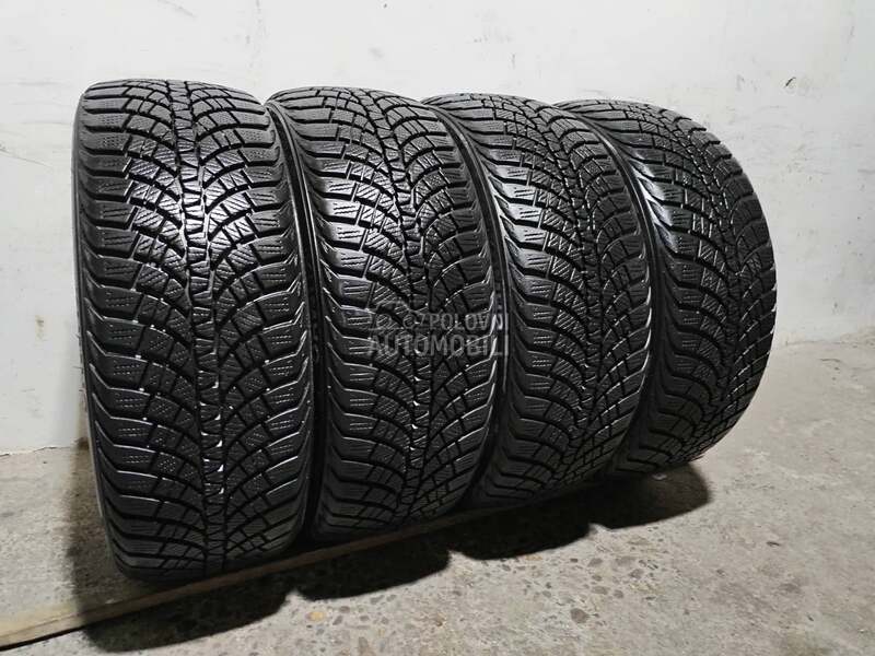 Kumho 205/45 R17 Zimska