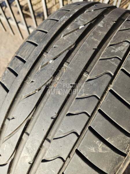 Bridgestone 215/40 R17 Letnja