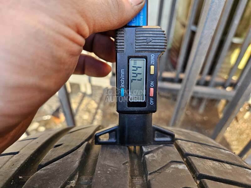 Bridgestone 215/40 R17 Letnja