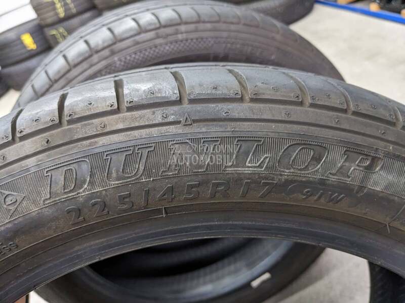 Dunlop 225/45 R17 Letnja