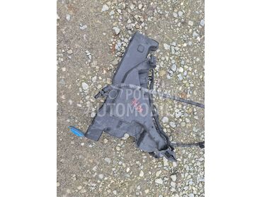 Boca za tecnost brisaca za Audi A4 od 2015. do 2020. god.