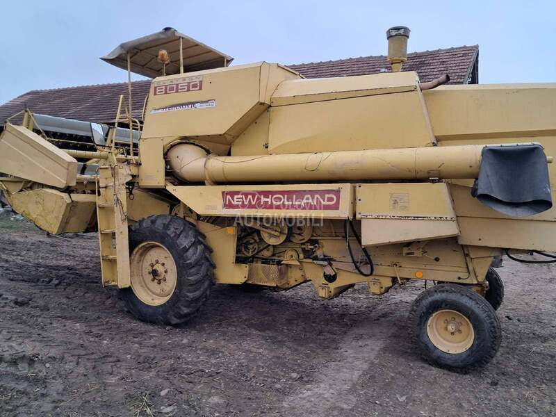 New Holland 8050