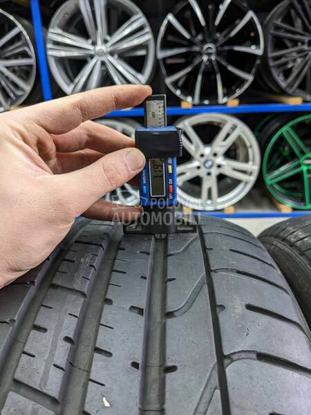 Pirelli 245/40 R19 Letnja