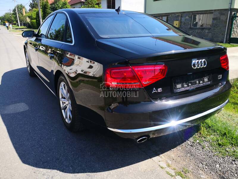 Audi A8 4.2fsi V8