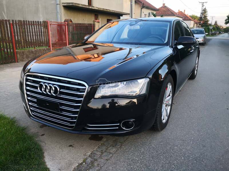 Audi A8 4.2fsi V8