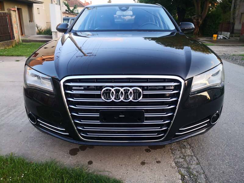 Audi A8 4.2fsi V8