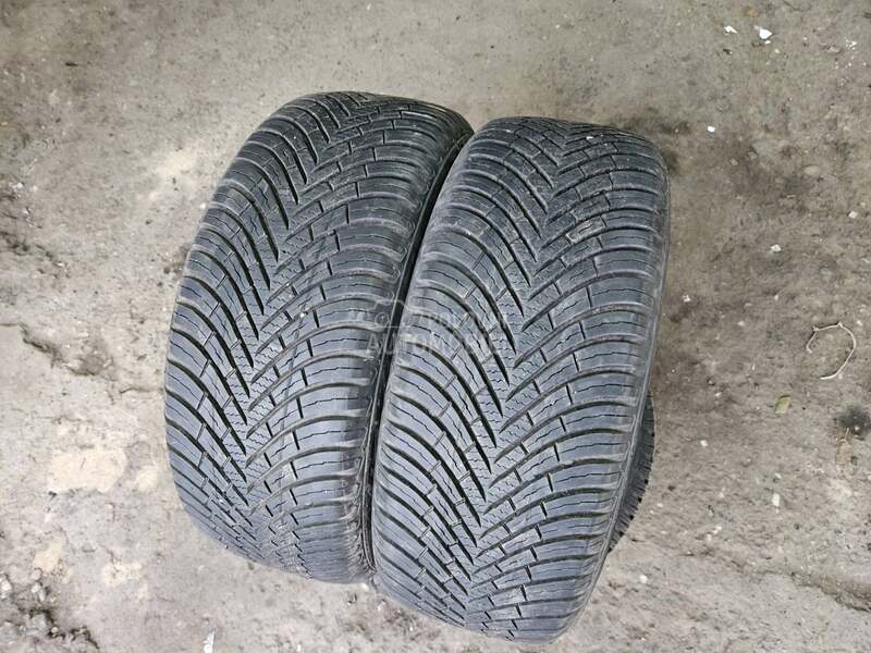 Vredestein 195/50 R15 Sve sezone