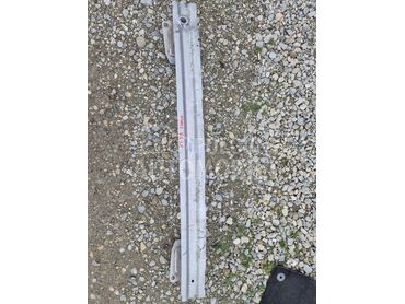 Zadnja sina branika za Audi A4 od 2015. do 2020. god.