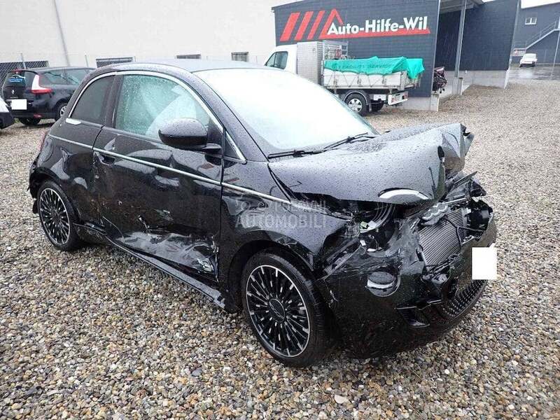 Fiat 500e 