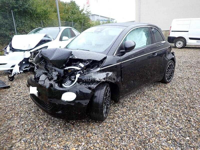 Fiat 500e 