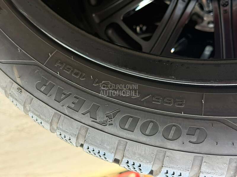 Goodyear 265/40 R21 Zimska