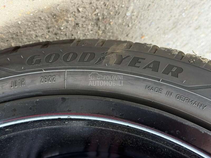 Goodyear 265/40 R21 Zimska