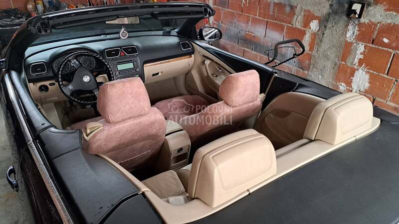 Volkswagen EOS 