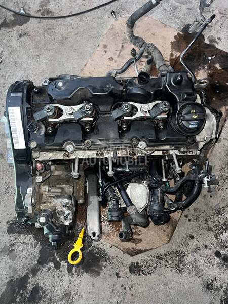 Audi Q3 8U -  kompletan auto u delovima