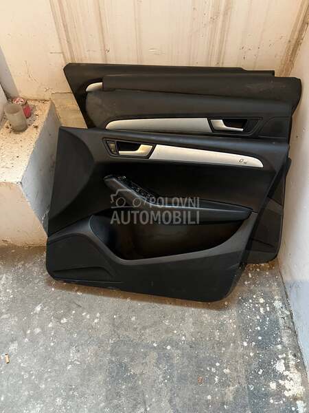 Audi Q5 -  kompletan auto u delovima