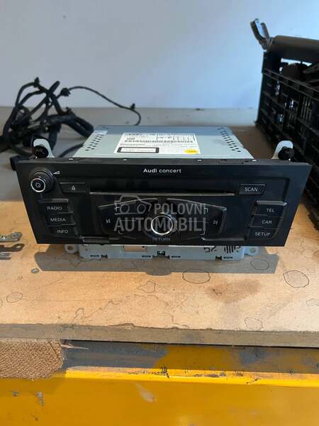 Audi Q5 -  kompletan auto u delovima