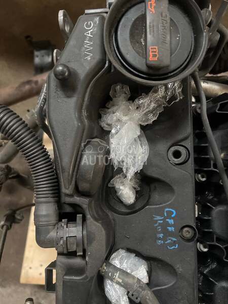 Volkswagen Golf 6 -  kompletan auto u delovima