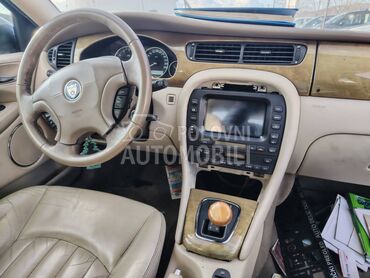 Jaguar X-Type 3.0 v 6