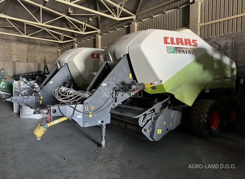 Claas quadrant 3300