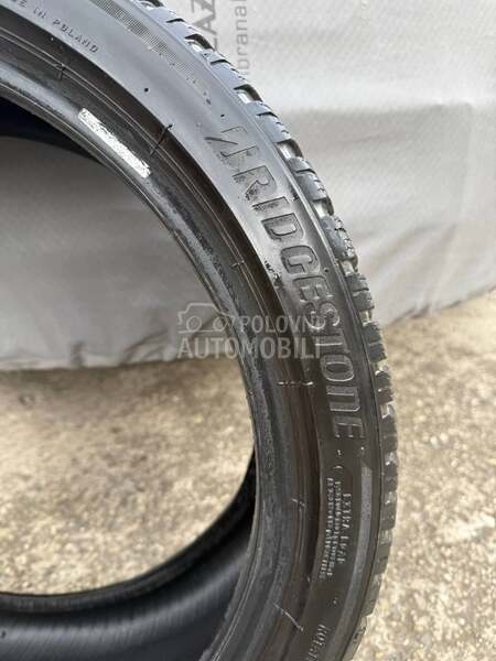 Bridgestone 225/40 R18 Zimska
