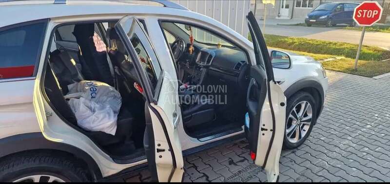 Chevrolet Captiva 2.2AWD