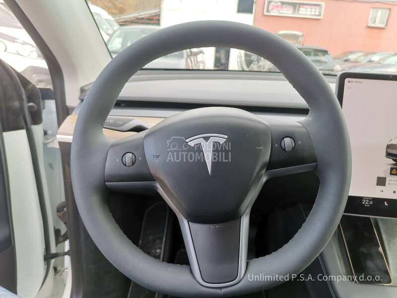 Tesla Model Y MODEL Y
