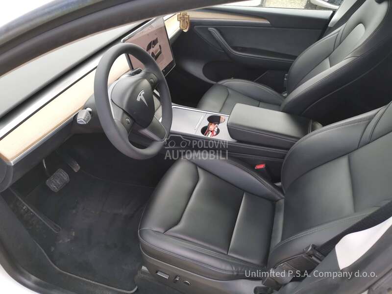 Tesla Model Y MODEL Y