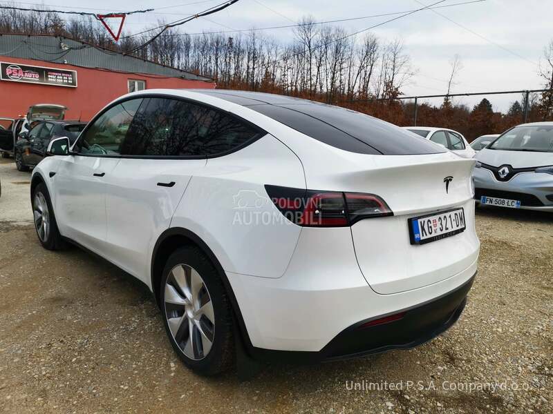 Tesla Model Y MODEL Y