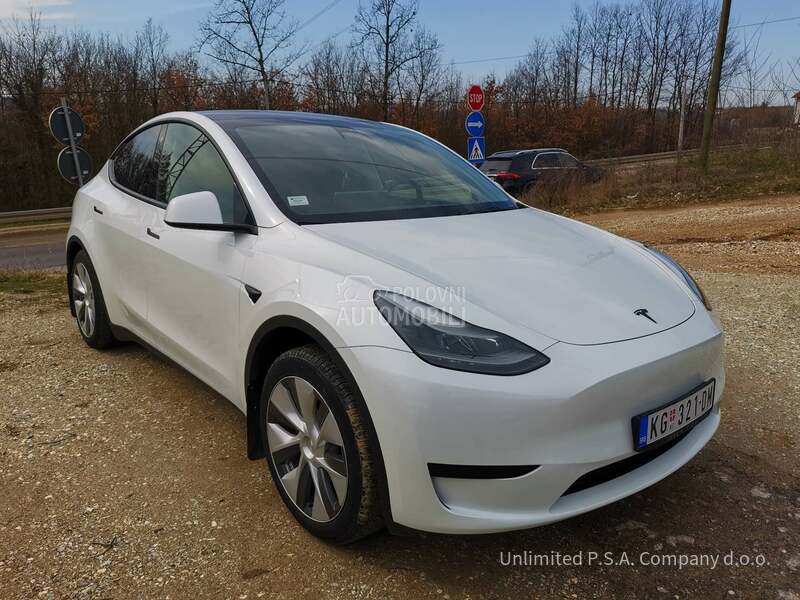 Tesla Model Y MODEL Y