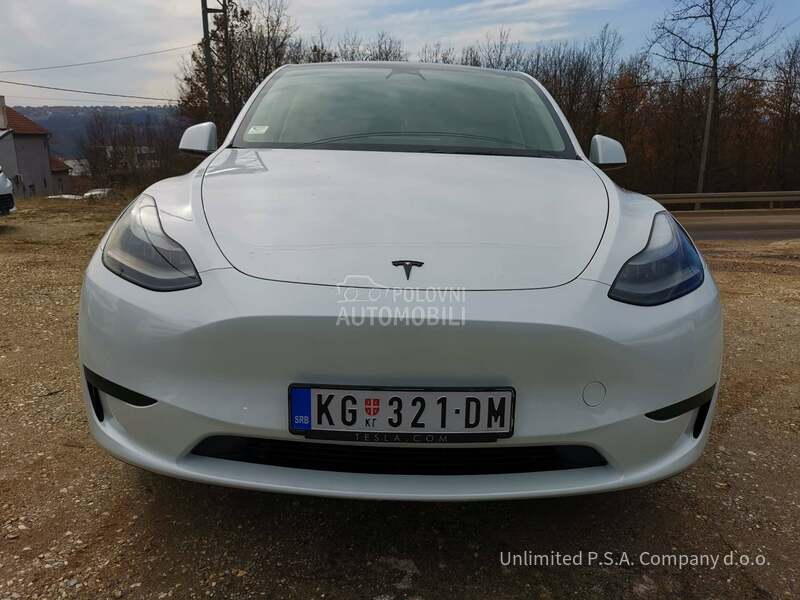 Tesla Model Y MODEL Y