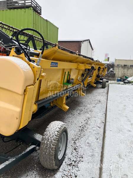 New Holland CR 10.90