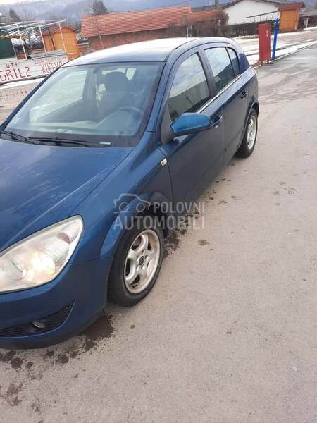 Opel Astra H 1.7 CDTI