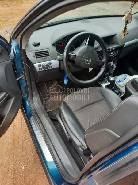 Opel Astra H 1.7 CDTI