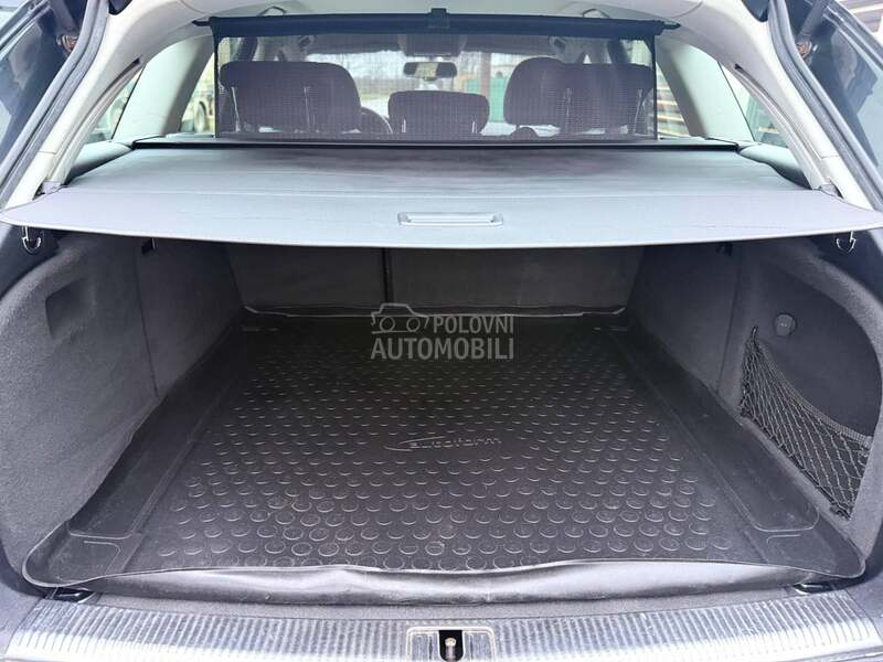 Audi A4 2.0TDI/S-LINE