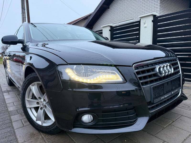 Audi A4 2.0TDI/S-LINE