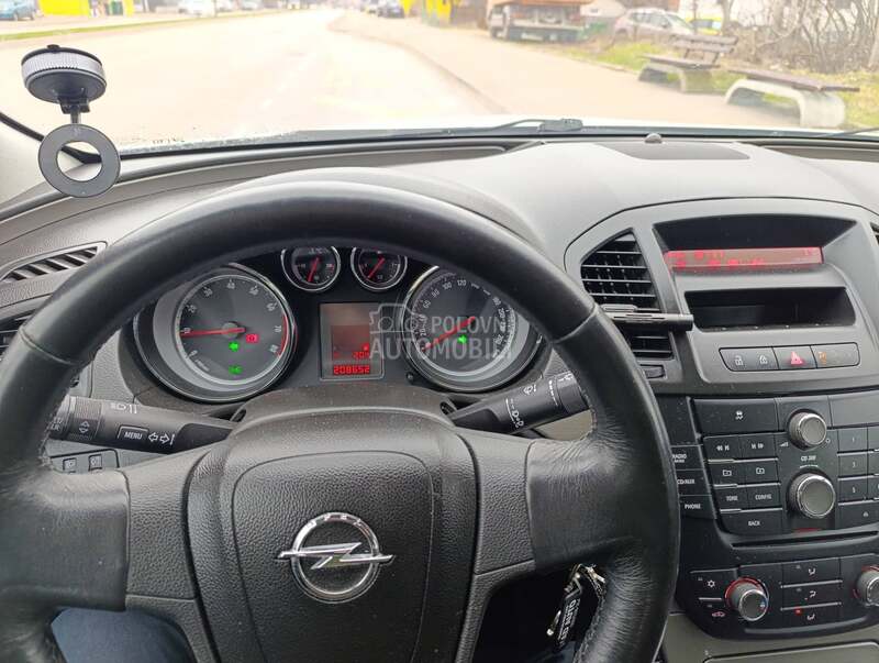 Opel Insignia 
