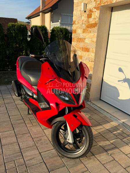 Gilera nexus