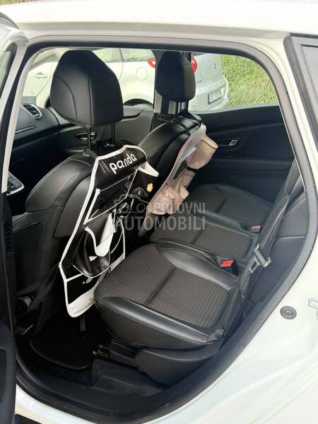 Renault Scenic 1.5dci