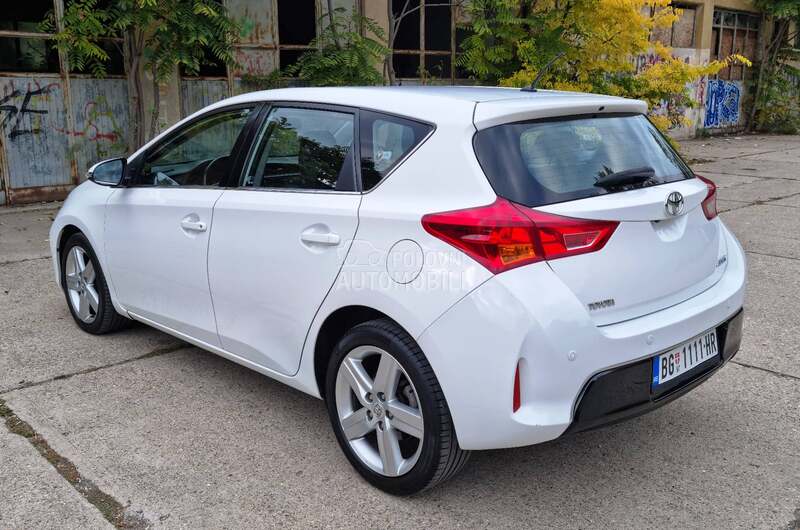 Toyota Auris 1.6 VVT-i