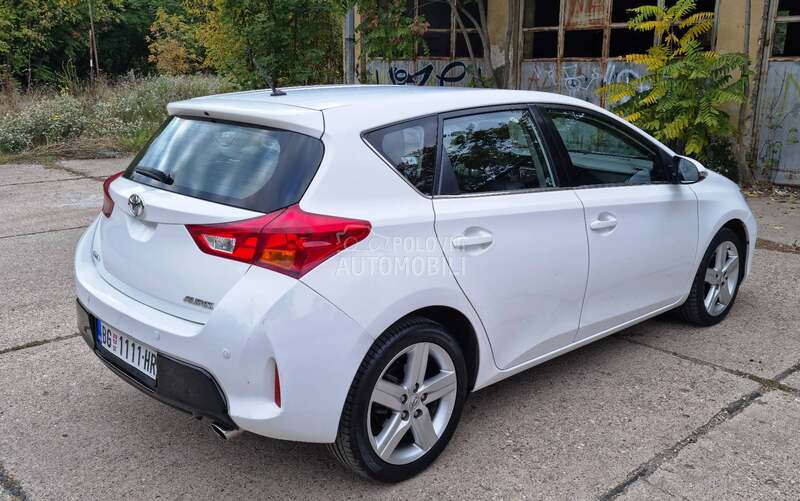 Toyota Auris 1.6 VVT-i