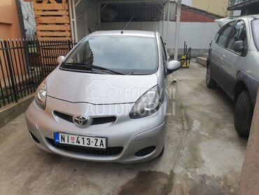 Toyota Aygo 1.0 b