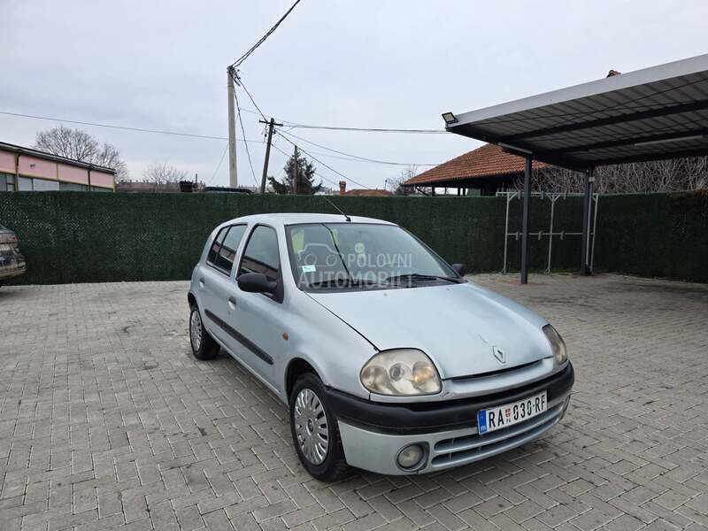 Renault Clio 