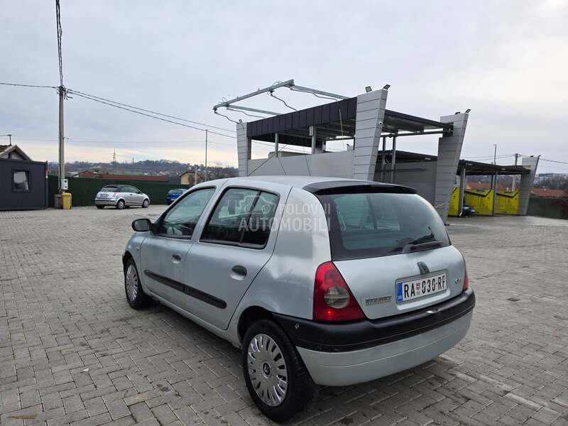 Renault Clio 