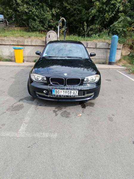 BMW 118 