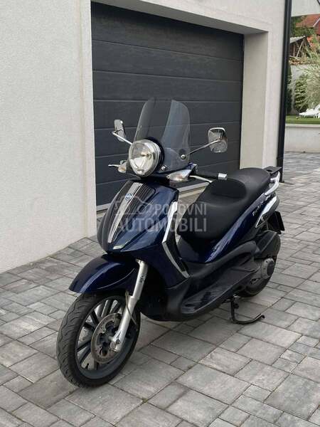 Piaggio Beverly 300