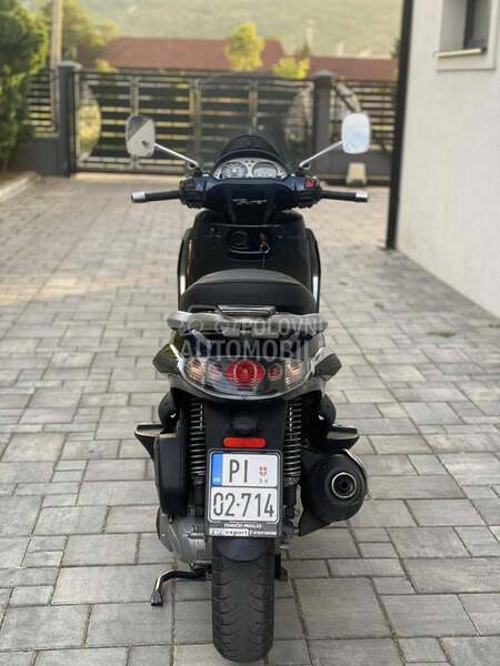 Piaggio Beverly 300