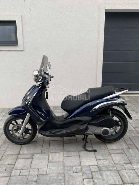 Piaggio Beverly 300