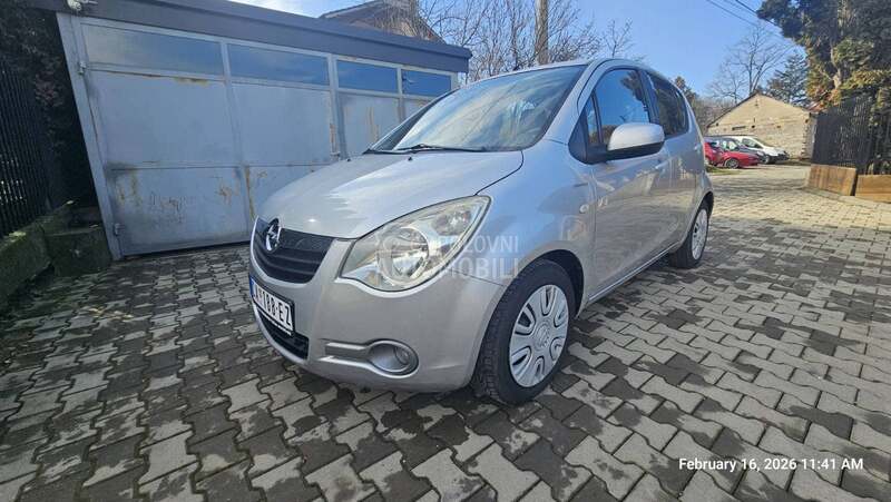 Opel Agila 